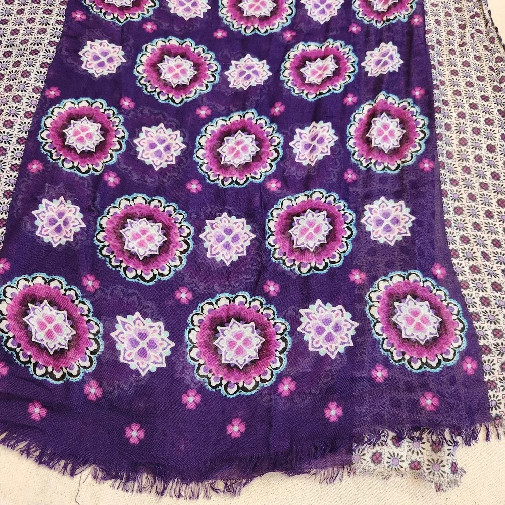 Vera Bradley Purple Floral Medallion Paisley Viscose Long Scarf Wrap 70x26